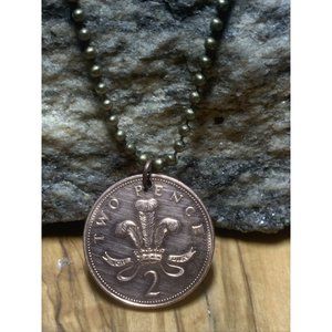 UK 2 Pence Bron Coin Pendant Prince of Wales Plume Welsh Ostrich. Elizabeth. A1